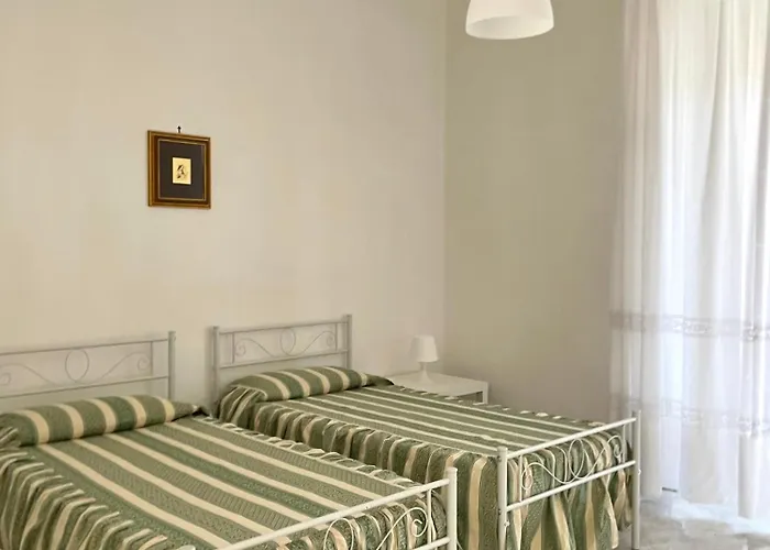 Apartment Seafront View *